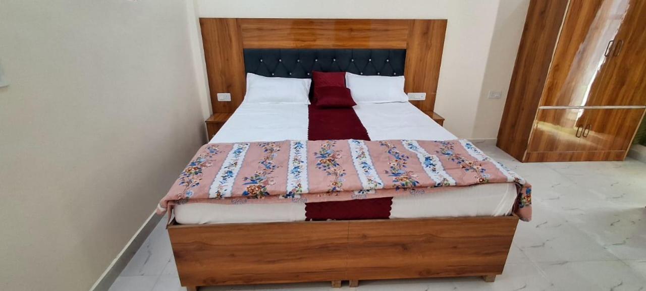 Parvatiya Homestay Mussoorie Luaran gambar